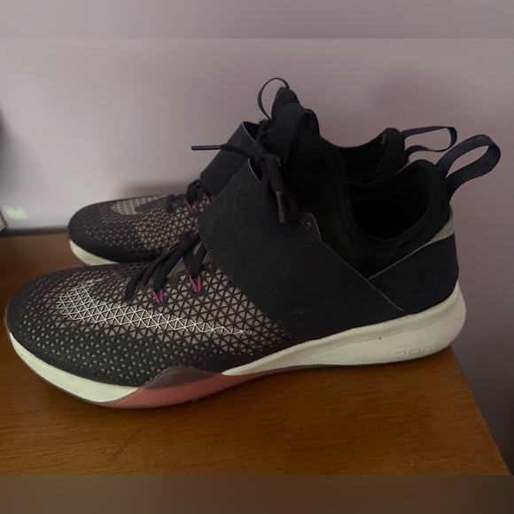 Nike Zoom Air Training Shoes - Picture 2 of 5